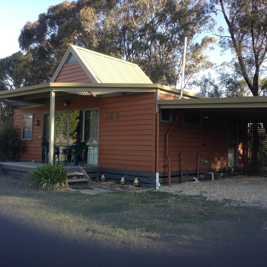 Glenfield Cottage Yarck Exterior photo